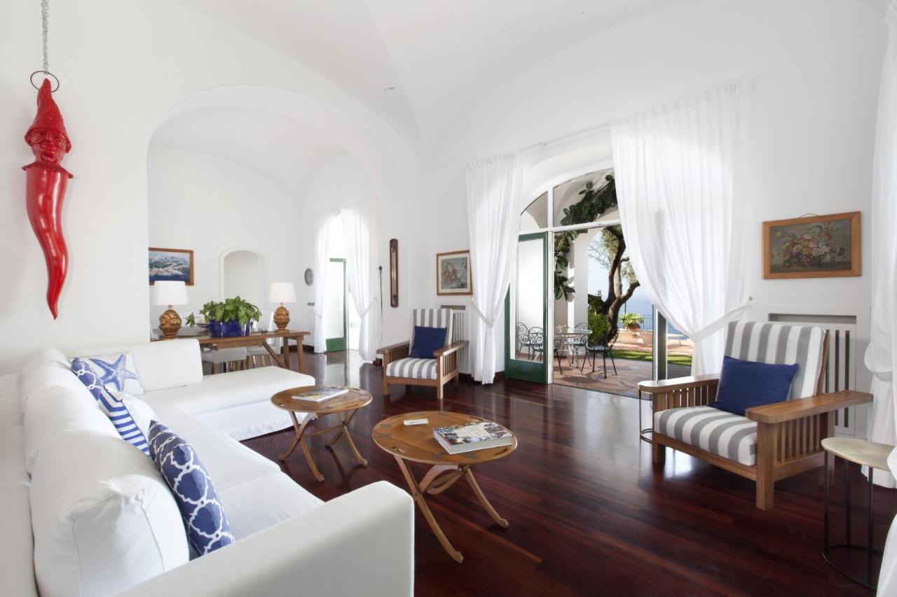 Amore Rentals - Villa Lo Scoglio Positano Buitenkant foto