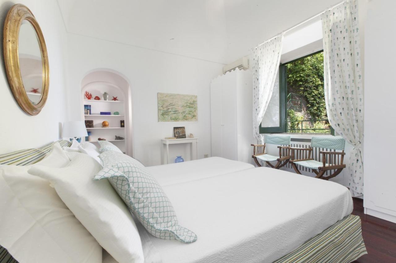 Amore Rentals - Villa Lo Scoglio Positano Buitenkant foto