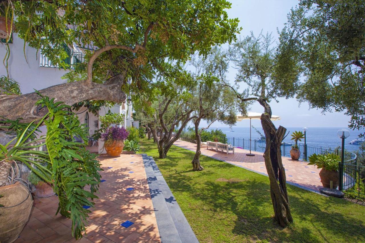 Amore Rentals - Villa Lo Scoglio Positano Buitenkant foto