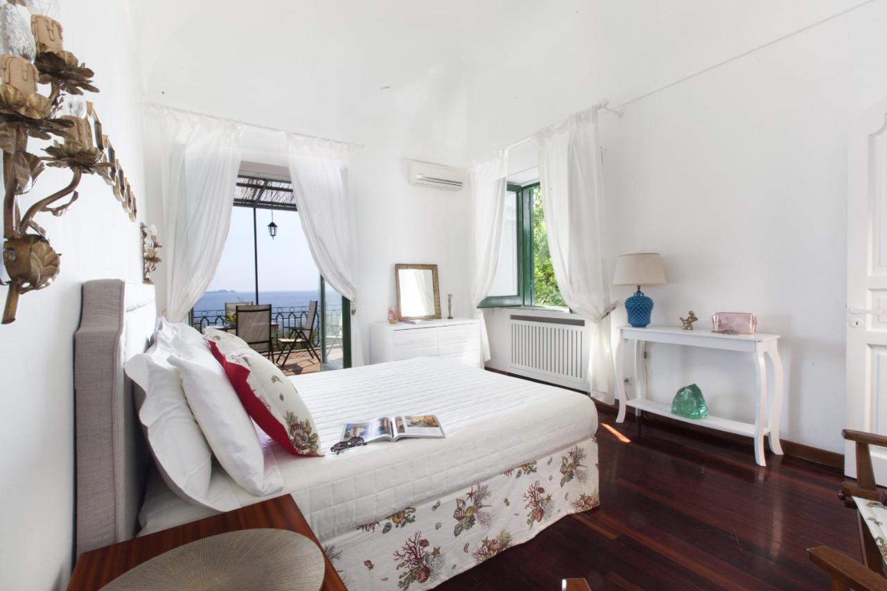 Amore Rentals - Villa Lo Scoglio Positano Buitenkant foto