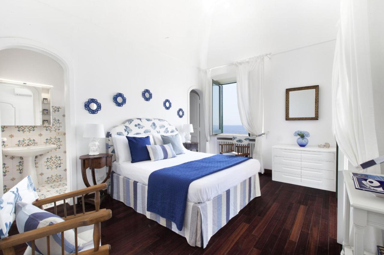 Amore Rentals - Villa Lo Scoglio Positano Buitenkant foto